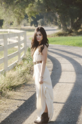 Lucy Hale pic #776438