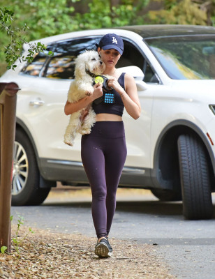 Lucy Hale pic #1129875