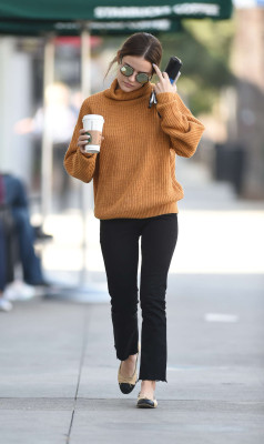 Lucy Hale pic #885444
