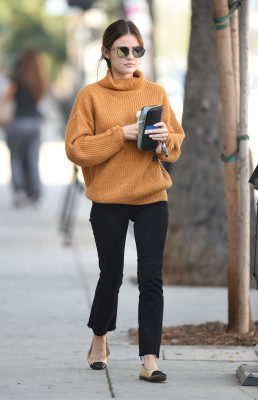 Lucy Hale pic #885443