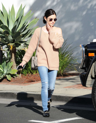 Lucy Hale pic #906094