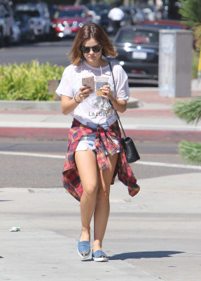 Lucy Hale pic #791078