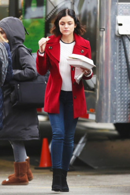 Lucy Hale pic #997175