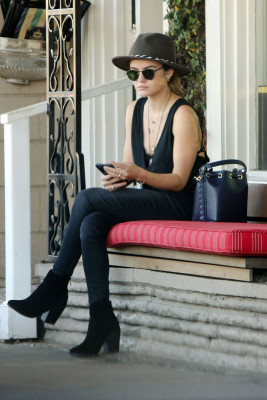 Lucy Hale pic #874490