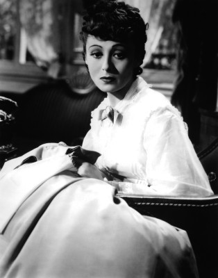 photo 4 in Luise Rainer gallery [id321456] 2010-12-29 00:00:00