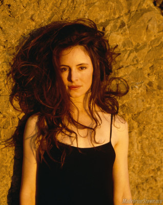 Madeleine Stowe pic #1215003