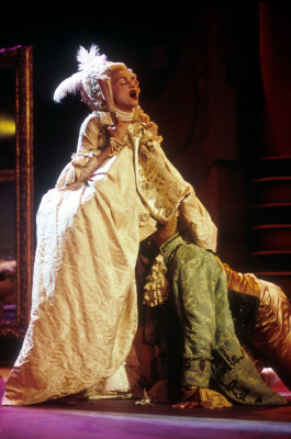 Madonna pic #185411