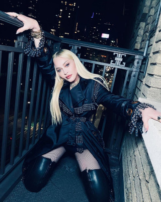 Madonna pic #1253856