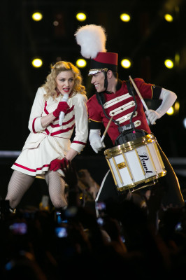 Madonna pic #561831