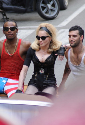 Madonna pic #503051