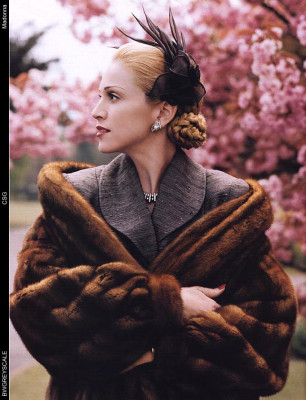 Madonna pic #21739