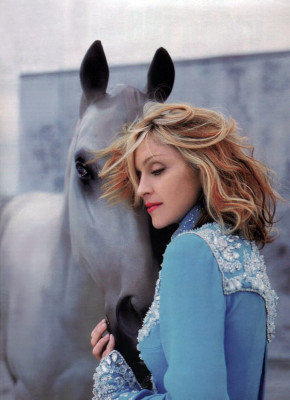 Madonna pic #20577