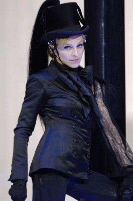 Madonna pic #184725