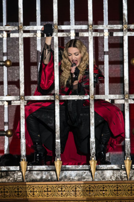 Madonna pic #819053
