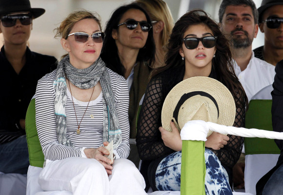 Madonna pic #250632