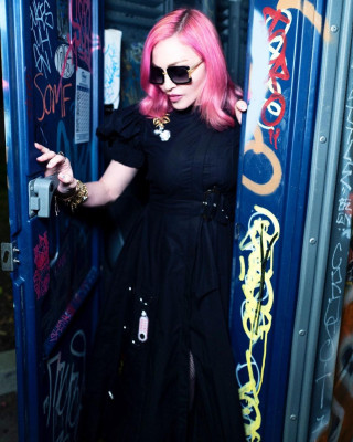 Madonna pic #1238356