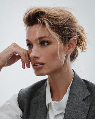 Maggie Rawlins pic #1358004