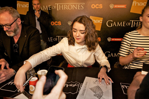Maisie Williams pic #709517