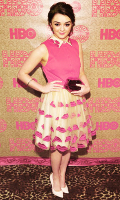 Maisie Williams pic #709732