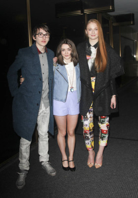 Maisie Williams pic #709405