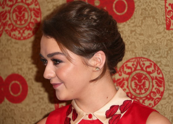 Maisie Williams pic #710151