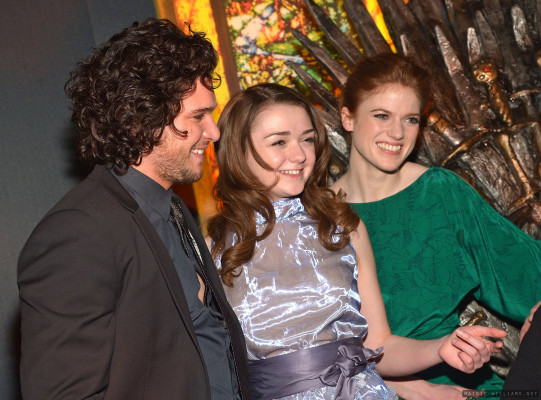 Maisie Williams pic #710312