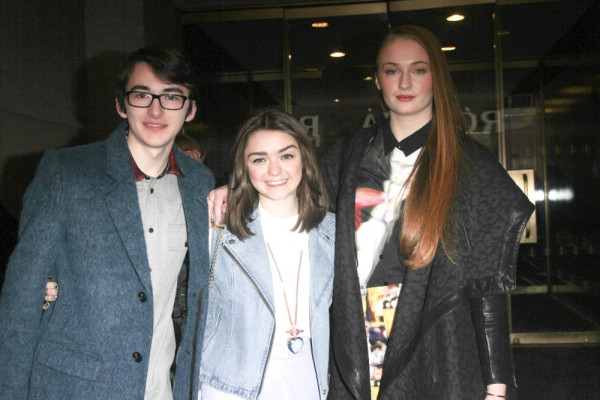 photo 20 in Maisie Williams gallery [id709396] 2014-06-18 00:00:00