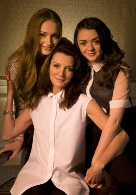 photo 15 in Maisie Williams gallery [id711122] 2014-06-22 00:00:00