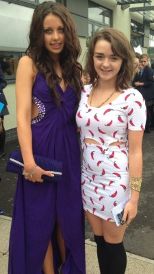 photo 16 in Maisie Williams gallery [id711091] 2014-06-22 00:00:00