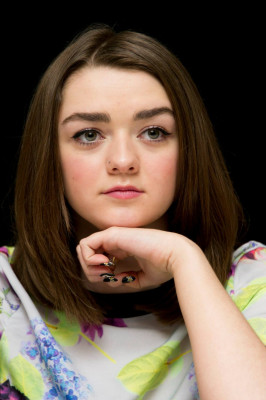 Maisie Williams pic #709826