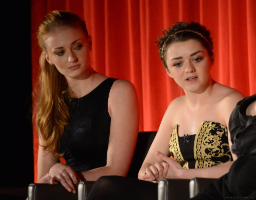 Maisie Williams pic #710730
