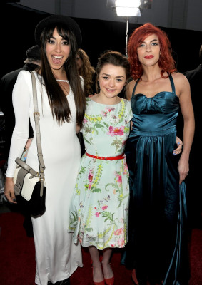 Maisie Williams pic #709572