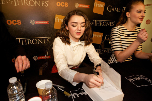 Maisie Williams pic #709506