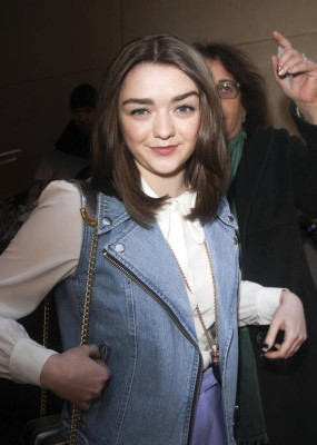 photo 18 in Maisie Williams gallery [id709399] 2014-06-18 00:00:00