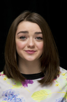 Maisie Williams pic #709789