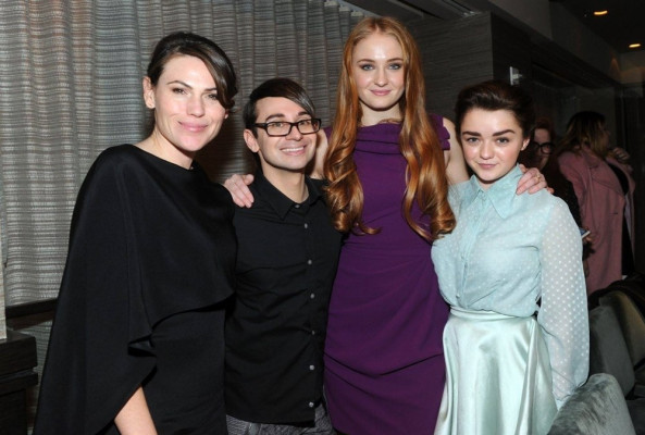 Maisie Williams pic #710141