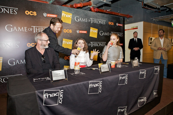 Maisie Williams pic #709556