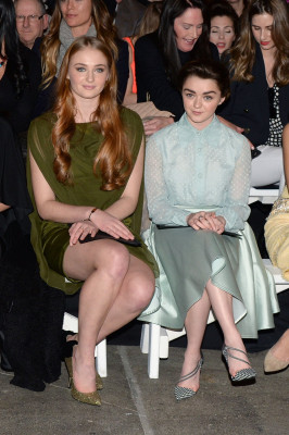 Maisie Williams pic #709873