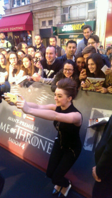 Maisie Williams pic #709702