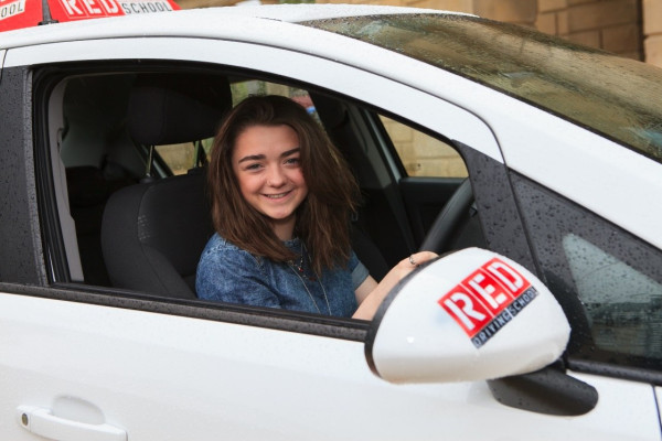 Maisie Williams pic #706959