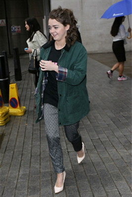 photo 10 in Maisie Williams gallery [id709416] 2014-06-18 00:00:00