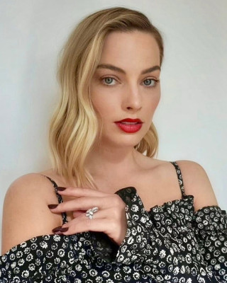 Margot Robbie pic #1249534