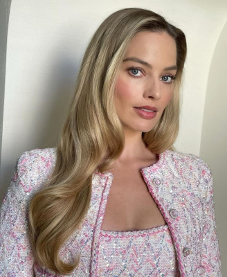 Margot Robbie pic #1345680