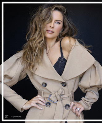 Maria Menounos pic #1336595