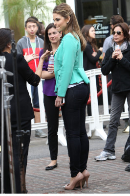 Maria Menounos pic #586540