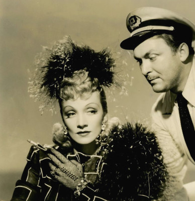 Marlene Dietrich pic #275716