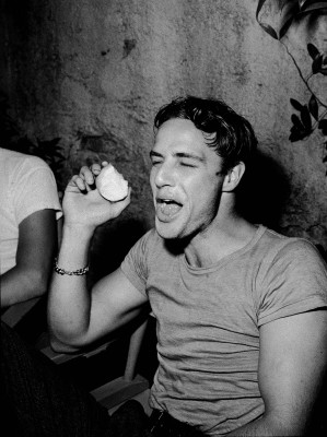 Marlon Brando pic #234144