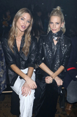 Martha Hunt pic #1008733