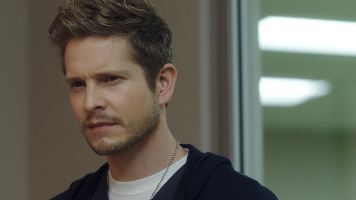 Matt Czuchry pic #1216017