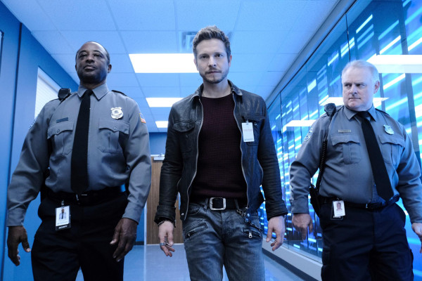 photo 4 in Matt Czuchry gallery [id1283672] 2021-11-28 00:00:00